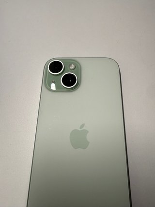 iPhone 15 128GB