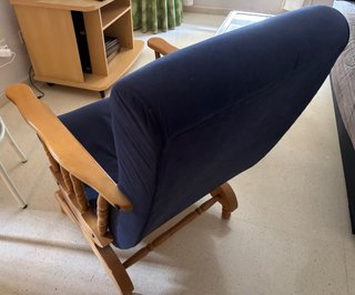 Sillón sofá silla mecedora clásica de madera tela