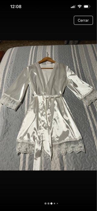Batín de Novia Blanco con Encaje