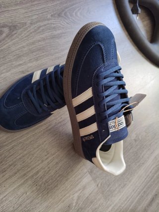 Adidas Handball Spezial Azul Marino y blancas ,ori
