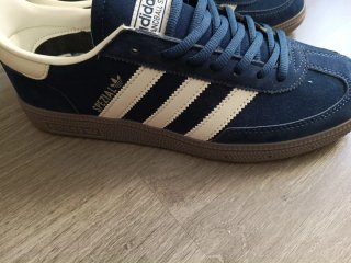 Adidas Handball Spezial Azul Marino y blancas ,ori