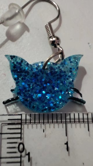⚡Pendientes gatito de resina, nuevos