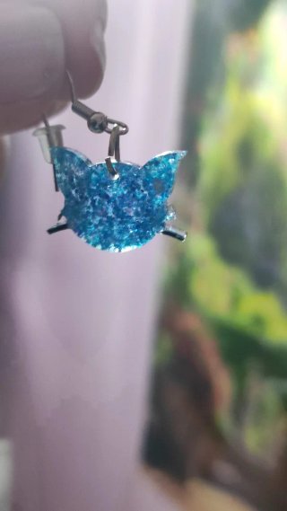 ⚡Pendientes gatito de resina, nuevos