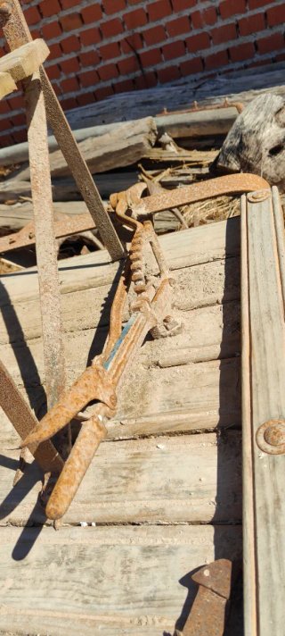 Trillo antiguo de madera