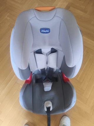 Silla Chicco ISOFIX Gris