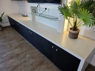 Mueble de salón lacado madera