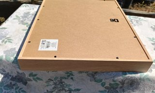 Quadro portatappi in legno con scritte Wine e Bee