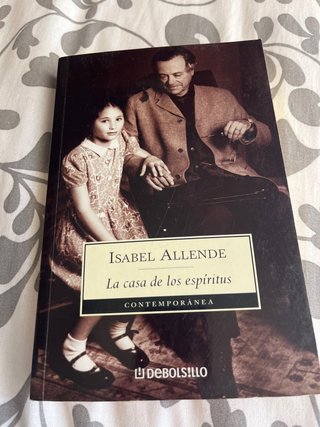 Libro la casa de los espíritus de Isabel Allende