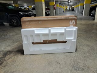 Caja TV 50"