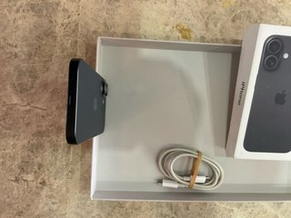iPhone 16 Negro