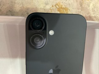 iPhone 16 Negro