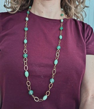 Collana lunga oro con pietre verdi naturali