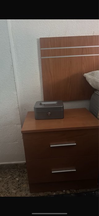 Mesita de noche madera y metal