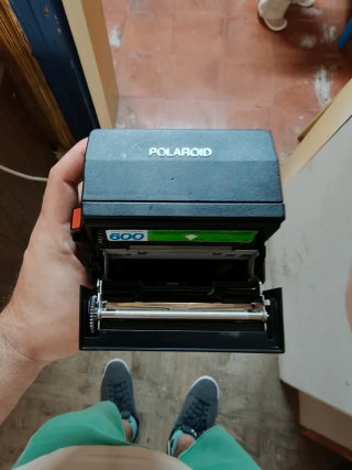 Lotto di due fotocamere Polaroid 635CL e 640