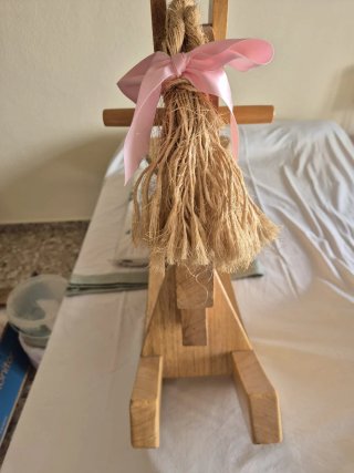 Caballito de madera para niños
