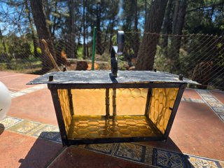 Farol aplique hierro forjado cristal amarillo