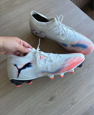 Botas de fútbol Puma blancas