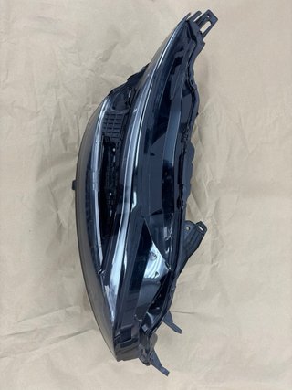 Faro delantero derecho Nissan Qashqai J12