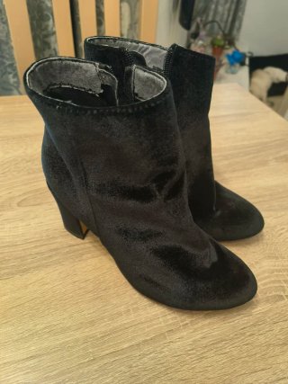 Botines de terciopelo negros mujer