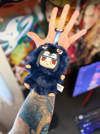 Peluche Itachi Naruto Labubu