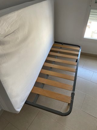 Cama individual con somier