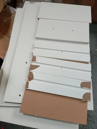Scrivania moderna per ufficio a casa