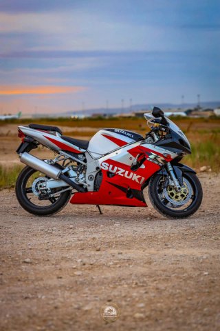 Suzuki GSX-R 750