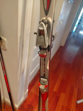 Esquís Rossignol Vintage con Fijaciones