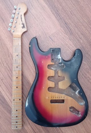 Cuerpo y mástil guitarra eléctrica antigua