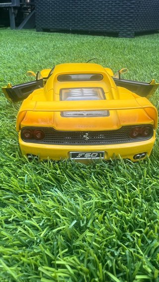 Maqueta Ferrari F50 Amarillo Años 90