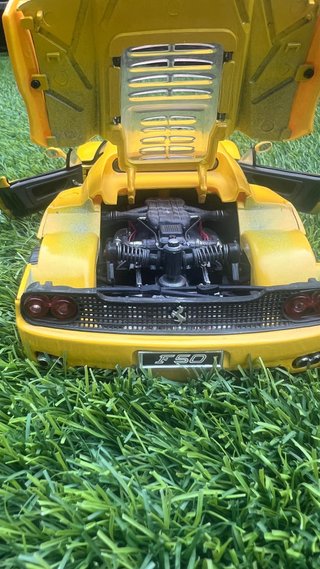 Maqueta Ferrari F50 Amarillo Años 90