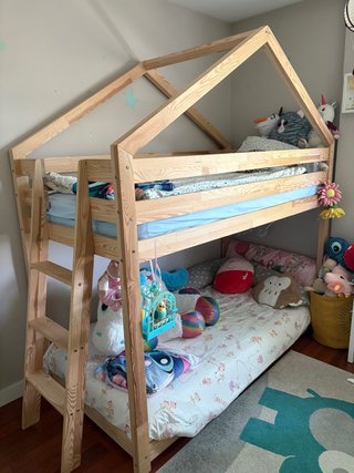 Cama litera casita Bosse madera 180x90 + colchones