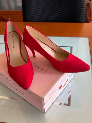 Zapatos de tacón rojos Piccola Piu
