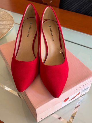 Zapatos de tacón rojos Piccola Piu