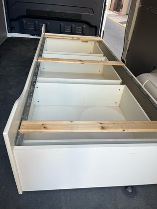 Estructura cama con cajones madera