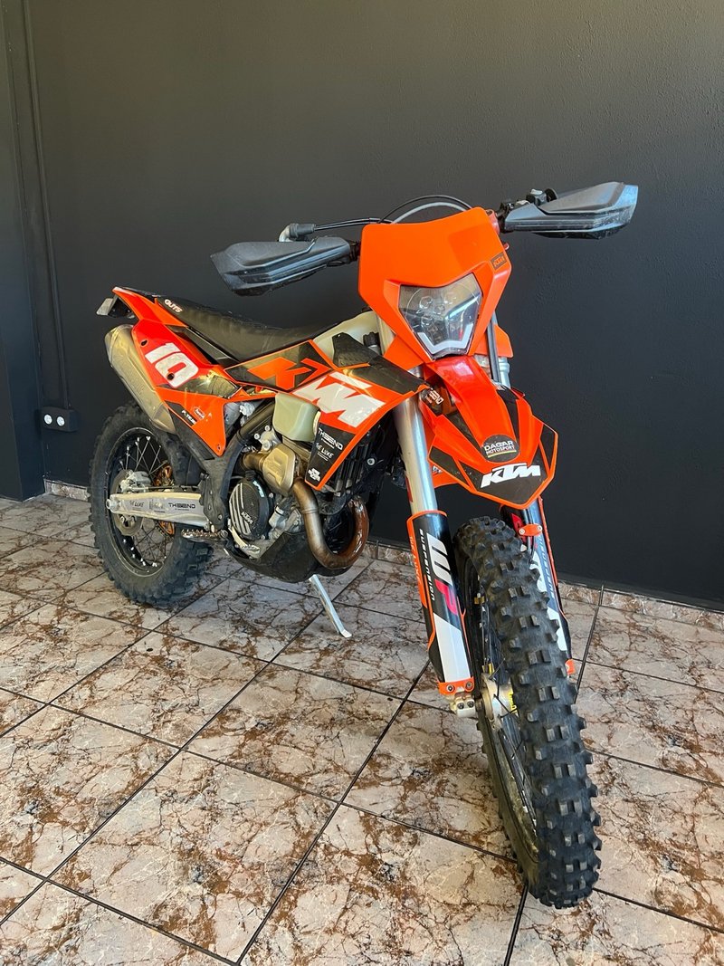KTM 250 EXC-F 2024 Enduro Moto