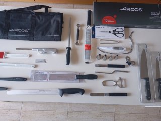 Set di coltelli Arcos con accessori
