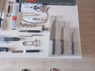 Set di coltelli Arcos con accessori