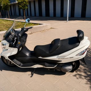 Suzuki Burgman 400  en perfecto estado✅ 50.000km