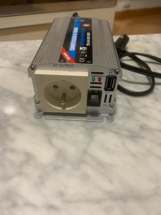 Convertidor de Tensión 24V 300W USB