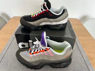 Nike Air Max 95 TT Talla 41