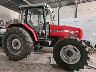 Tractor Massey Ferguson 100CV - 3879 horas