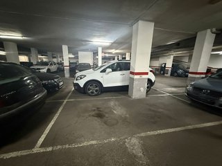 Garaje en venta en Riu en Santa Coloma de Gramanet