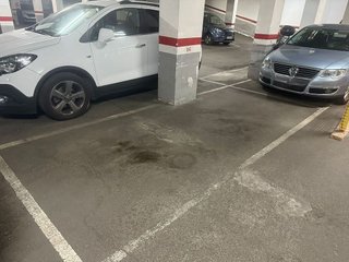 Garaje en venta en Riu en Santa Coloma de Gramanet