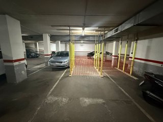 Garaje en venta en Riu en Santa Coloma de Gramanet