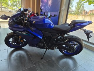 Yamaha R7 2026
