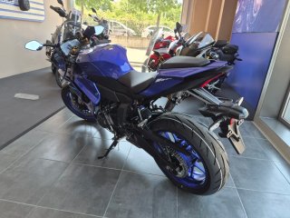 Yamaha R7 2026