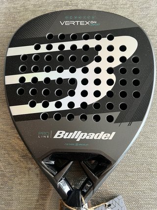 Bullpadel Vertex 04 Comfort Pro Line 2026