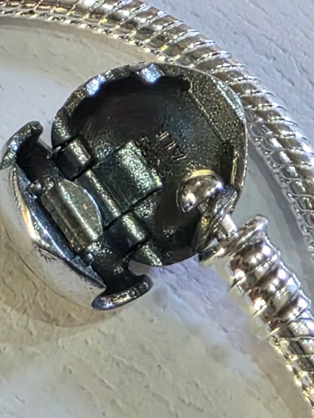 Pulsera Pandora Moments 19cm Plata