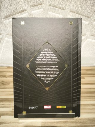 Cómic Marvel The ultimates Dioses y Monstruos